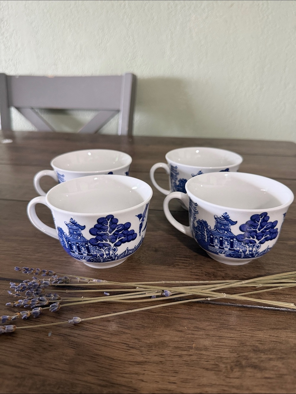 Royal Cuthbertson Blue Willow Teacups Set of 4 Vintage Tea Cups